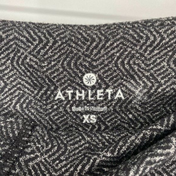 Athleta Chaturanga Herringbone Print Leggings Size XS Stretch Crop Workout Gray - Picture 4 of 10